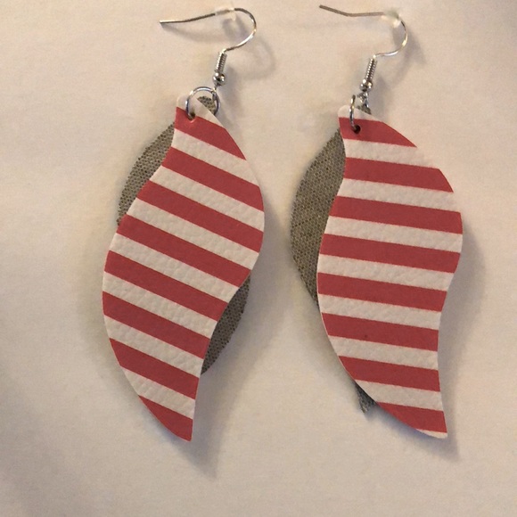 Patriotic Drop Fun Earrings - New - Picture 5 of 7